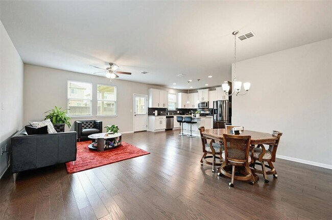 Building Photo - 6401 Arbor Crest Ln