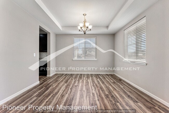 Building Photo - 4 br, 2.5 bath House - 11771 W Quarles Ave