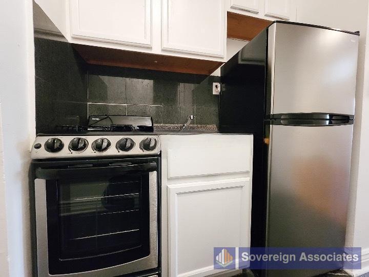 Foto del edificio - 156 E 85th St