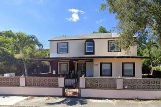 Building Photo - 5130 NW 8th Ave