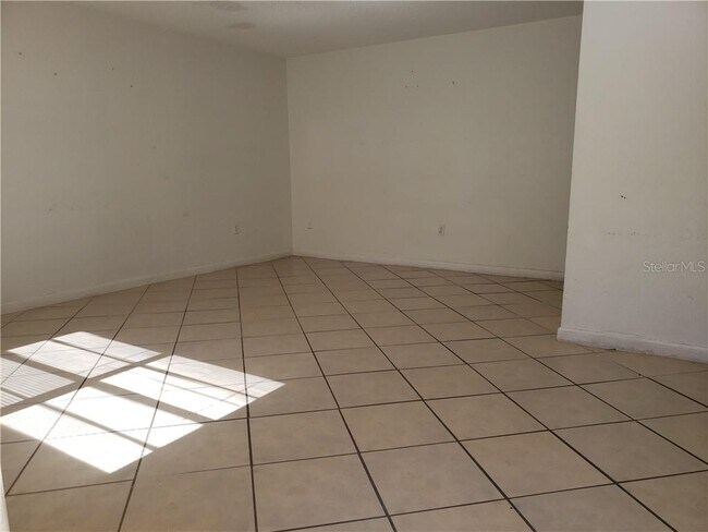 Building Photo - 735 McDougall Ct
