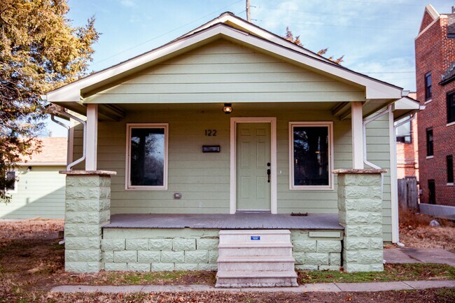 Building Photo - 122 South Vine Street