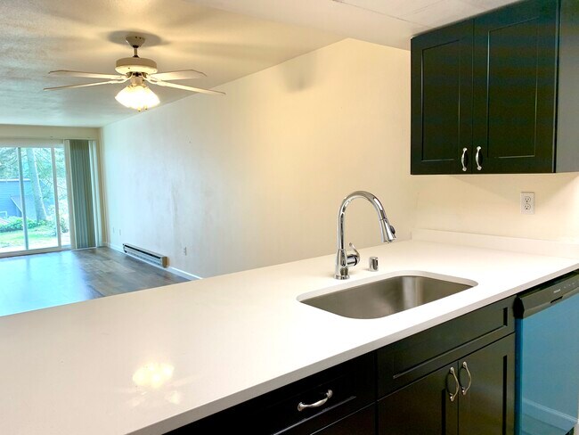 Foto del edificio - 9350 Redmond Woodinville Rd NE