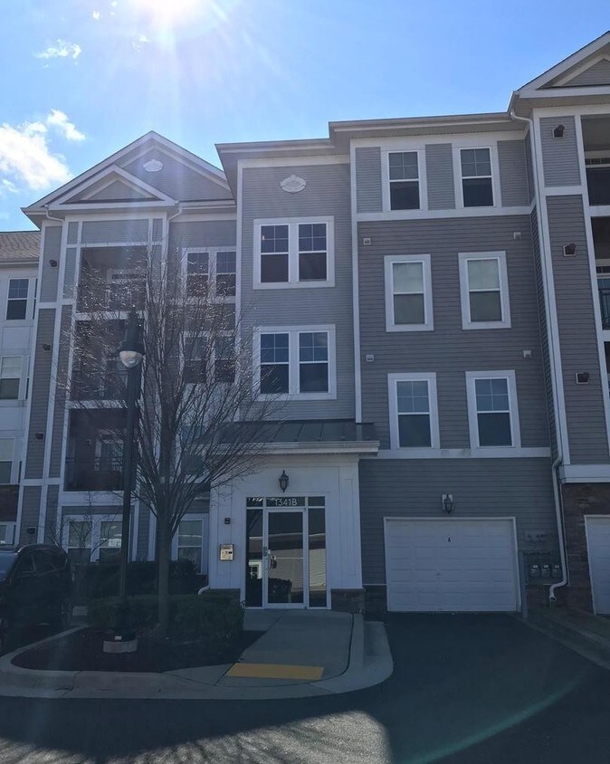 1341 Karen Blvd, Capitol Heights, MD 20743 Condo for Rent in Capitol