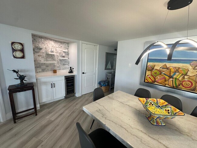 Foto del edificio - 5420 N Ocean Dr