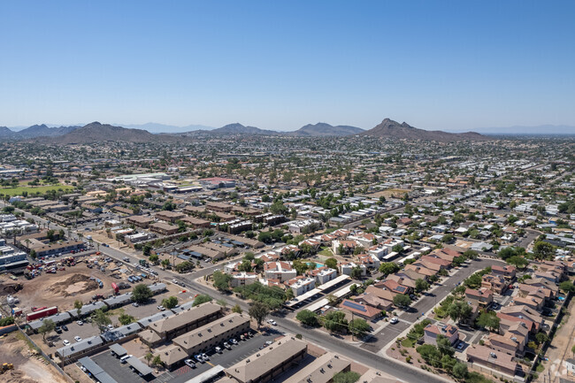 Aerial Photo - Villa Capri Apartments