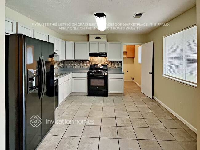 Foto del edificio - 2463 Mistletoe Ln SW