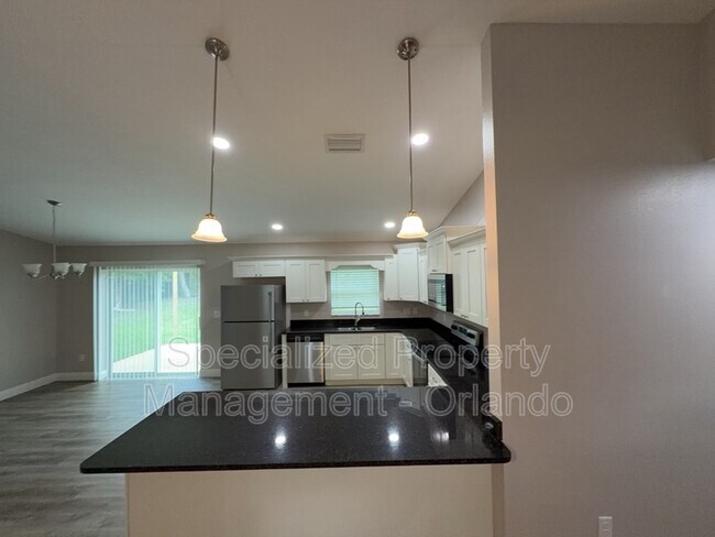 Foto del edificio - 2854 W Edison Pl