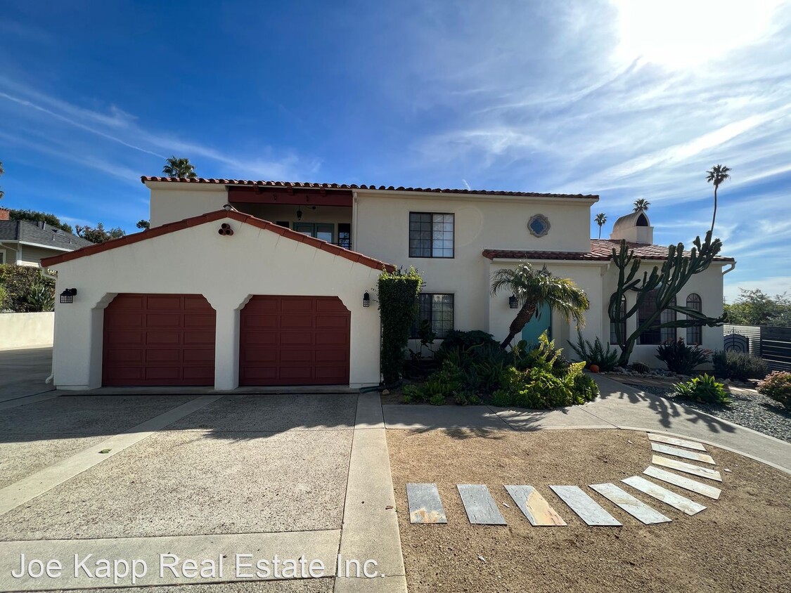 Primary Photo - 3 br, 2.5 bath House - 174 N Pacific Ave.