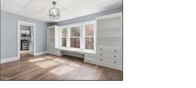 Building Photo - 3395 Euclid Heights Blvd