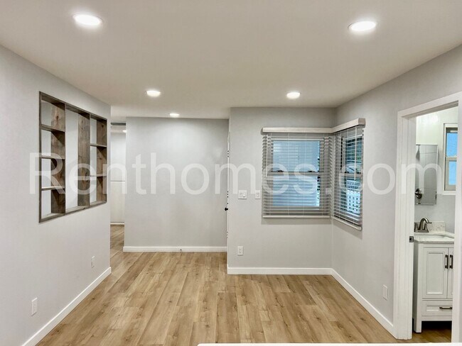 Building Photo - Santee, 8006 Linen Dr, Rmdld, Luxury Vinyl...