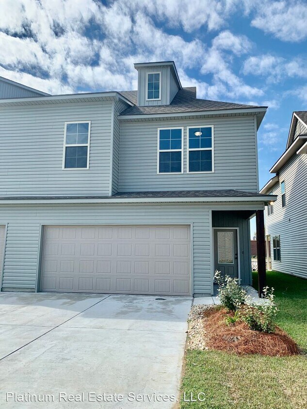 Foto principal - 3 br, 2.5 bath House - 5642 Cottage Lake Dr.