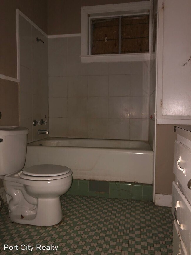 Foto del edificio - 3 br, 1 bath House - 2939 Jackson