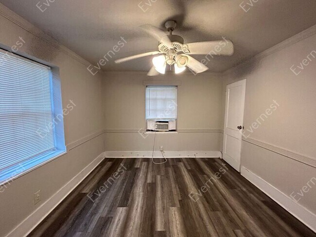 Building Photo - 2416 Vineville Ave