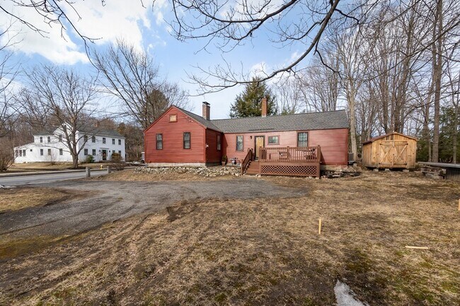 Building Photo - 25 Elm St