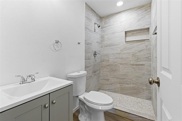 Foto del edificio - 109 E Williams St