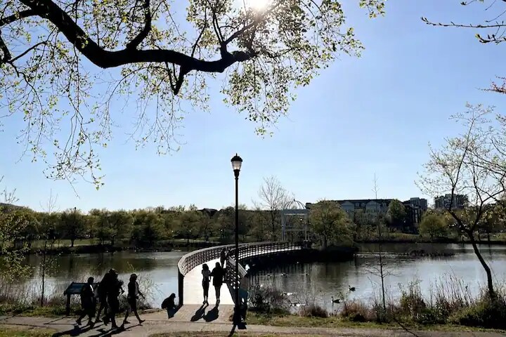 Foto del edificio - 134 Jasper Pl