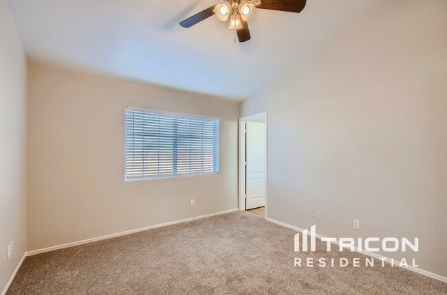 Building Photo - 14514 S Amado Blvd