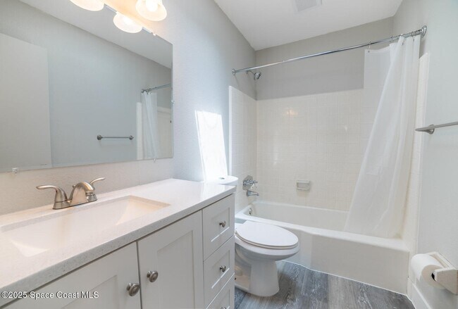 Foto del edificio - 1131 Linda Ave