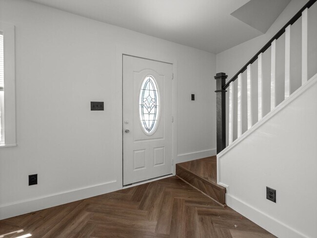 Foto del edificio - Welcome to Myrtlewood Circle!