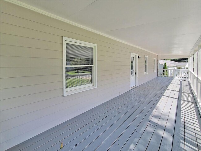 Foto del edificio - 1846 Clearwater Dr SE