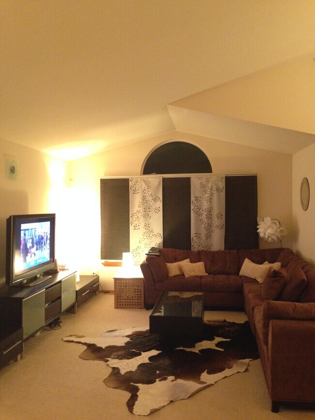 Foto del edificio - 757 N 102nd St