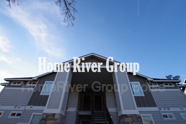 Building Photo - 16546 N Integra St