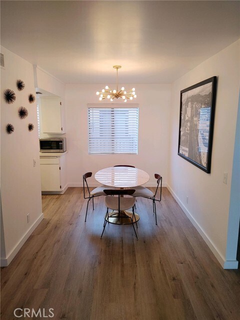 Foto del edificio - 1421 N Sunrise Way