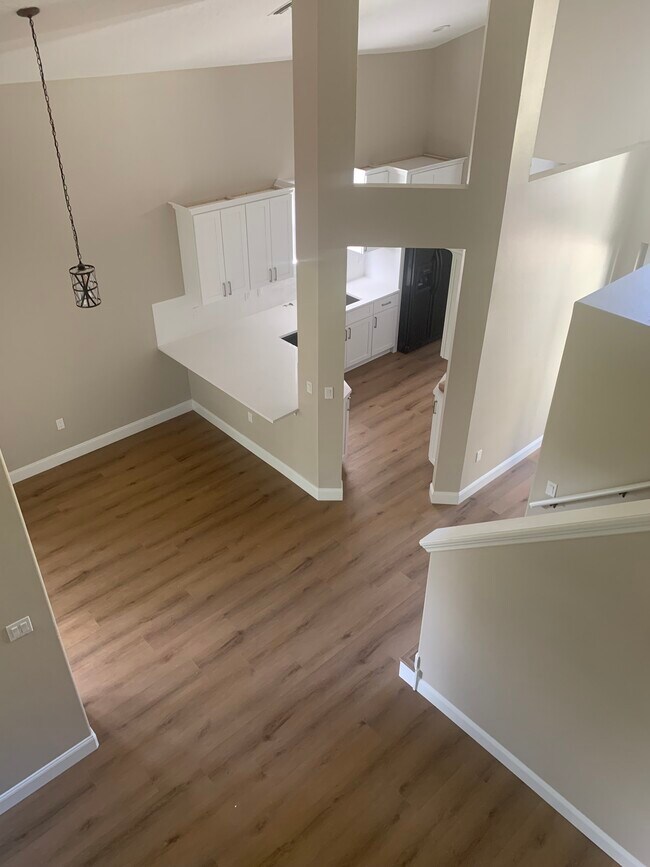 Foto del edificio - 11021 Versailles Blvd