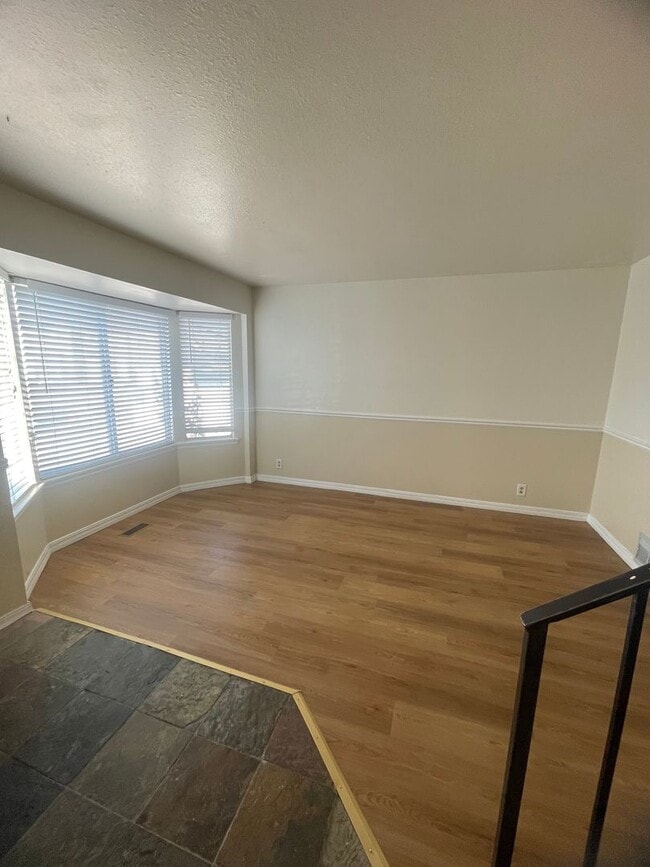 Photo - West Jordan 5 Bedroom Townhome