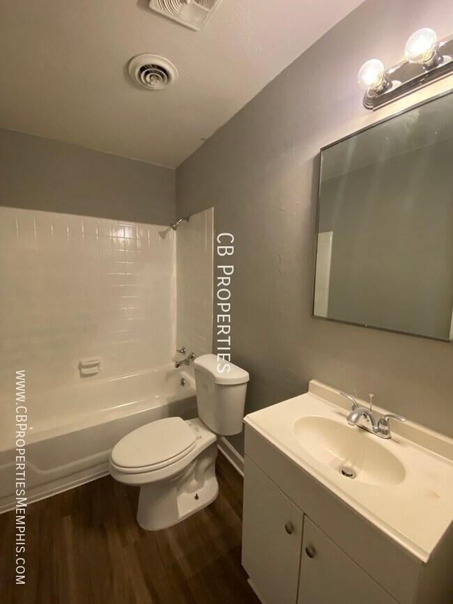 Foto del edificio - 2nd month of rent FREE!!!!!