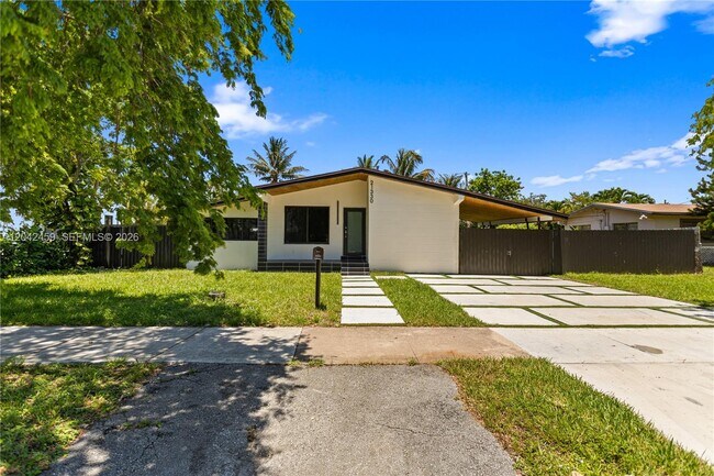 Foto del edificio - 21330 NE 26th Ave