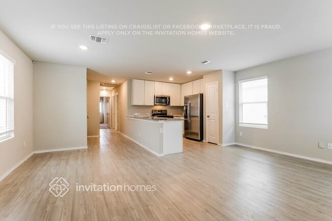 Foto del edificio - 5442 Verdugos Pl