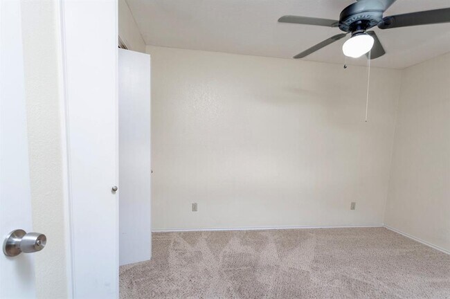 Foto del edificio - 7804 Chimayo Cove