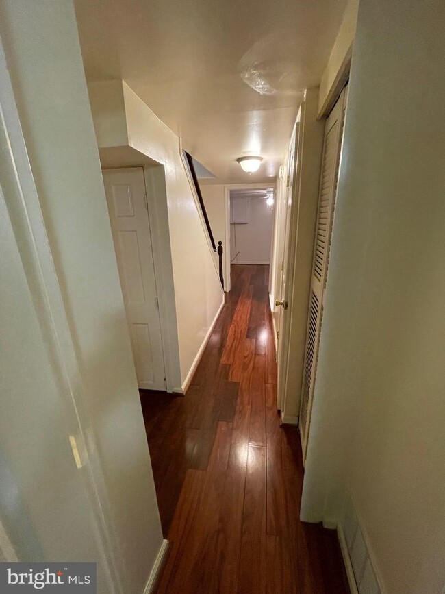 Foto del edificio - 1025 Bainbridge St