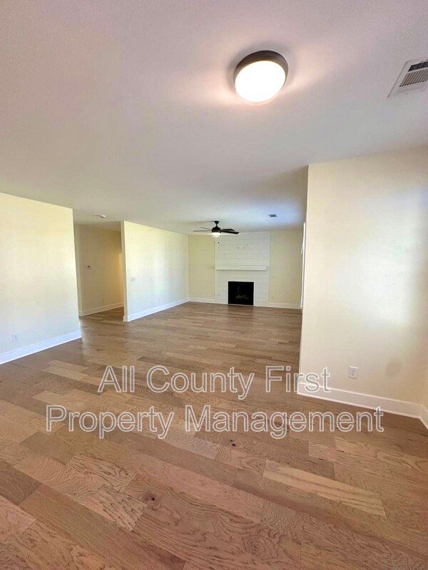 Foto del edificio - 2675 Eagles Crest Ln