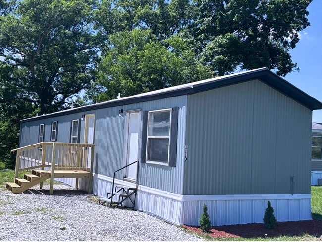 Building Photo - 1110 Rim Rd