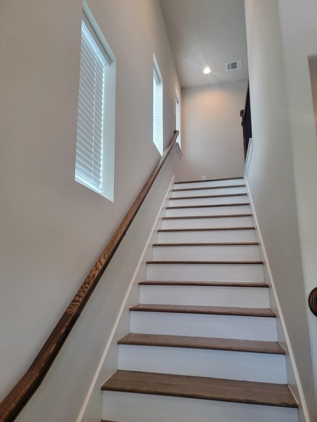 Foto del edificio - 940 Tillman Ln