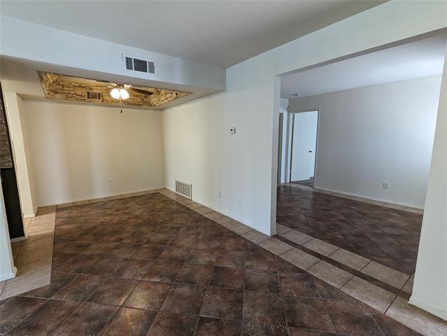 Building Photo - 7431 Holly Hill Dr