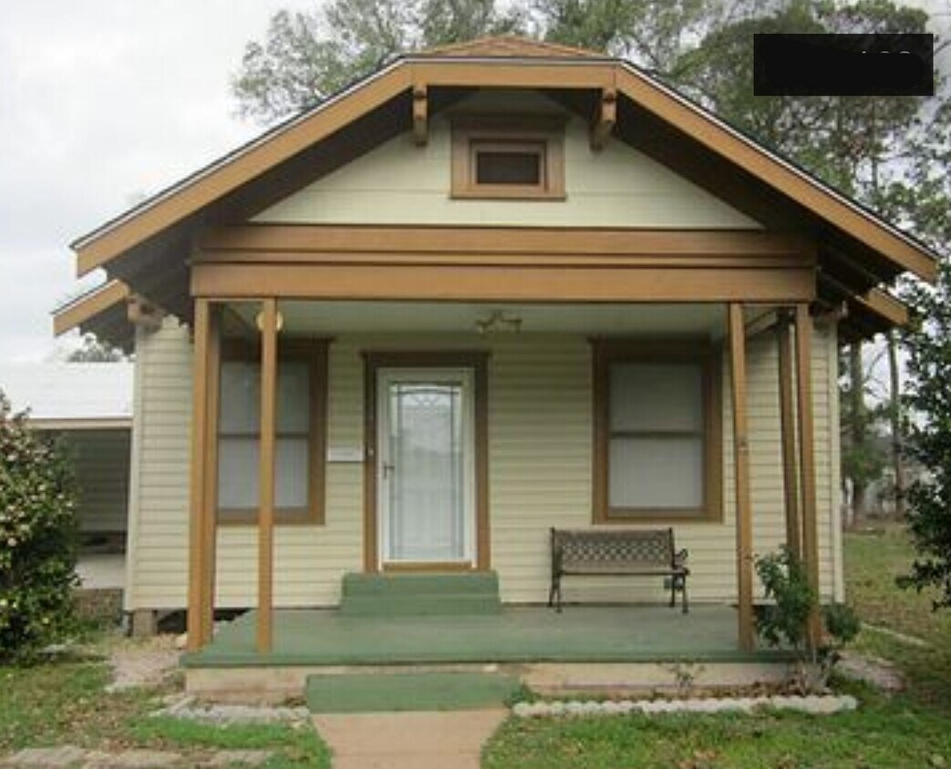 2225 ster St, Liberty, TX 77575 House for Rent in Liberty, TX