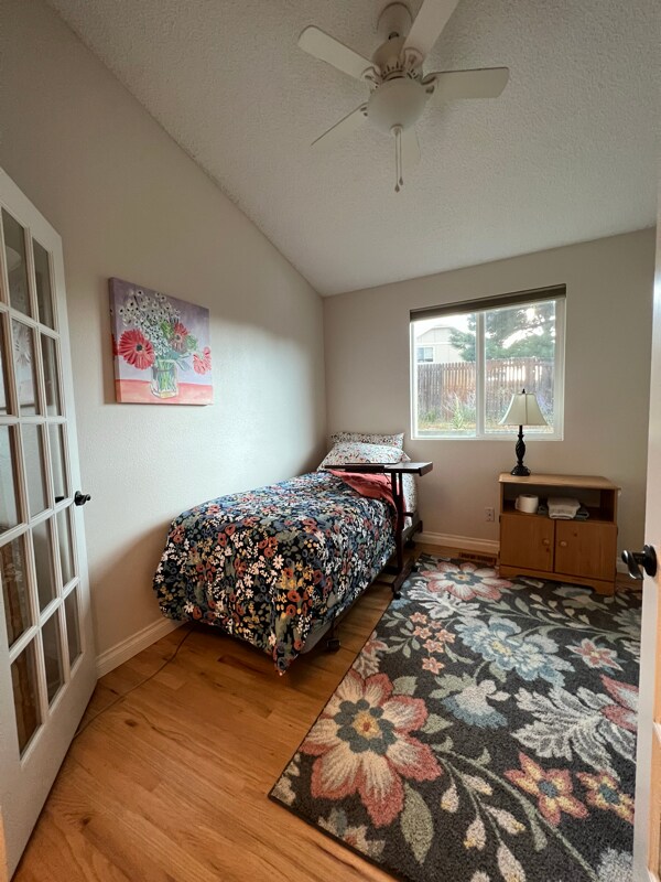 Foto del edificio - 6620 Stonehedge Dr