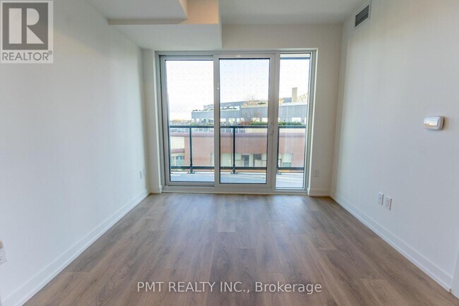 Building Photo - 1100 Sheppard Ave W