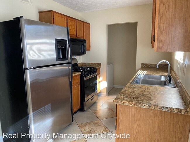 Building Photo - 3 br, 2 bath House - 5558 Panola Place