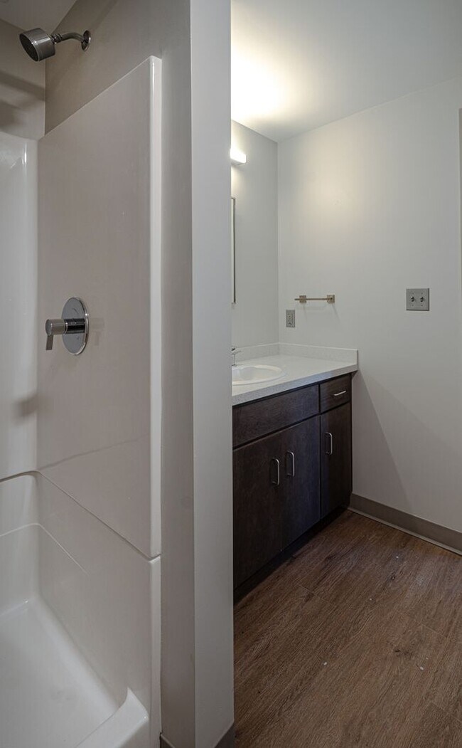Foto del edificio - 1-Bedroom/1-Bathroom Apartment - Brattlebo...