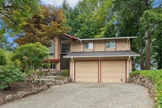 Building Photo - 4604 123rd Ave SE