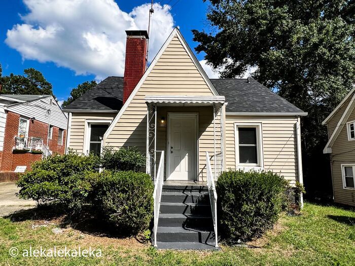 Primary Photo - *** MOVE IN SPECIAL*** Greensboro 3 Bedroo...