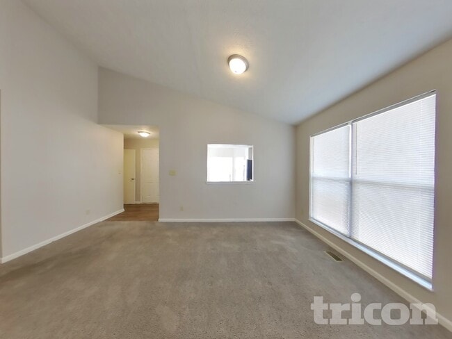 Foto del edificio - 6028 Hayford Ct