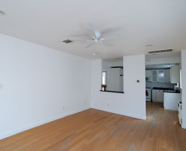 Foto del edificio - Beautiful 2 bedroom 1 bath home!!!!