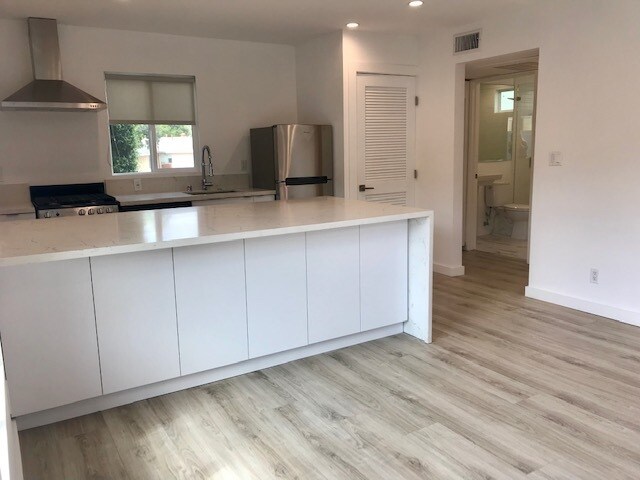 kitchen counter and storage - 5732 Aldama St