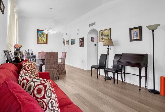 Foto del edificio - 18860 SW 25th Ct